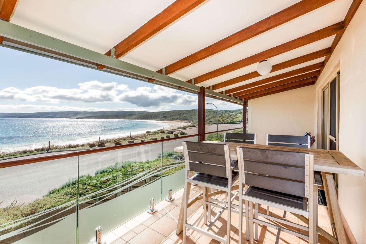 Canal Rocks Beachfront Apartments 얄링업 외부 사진