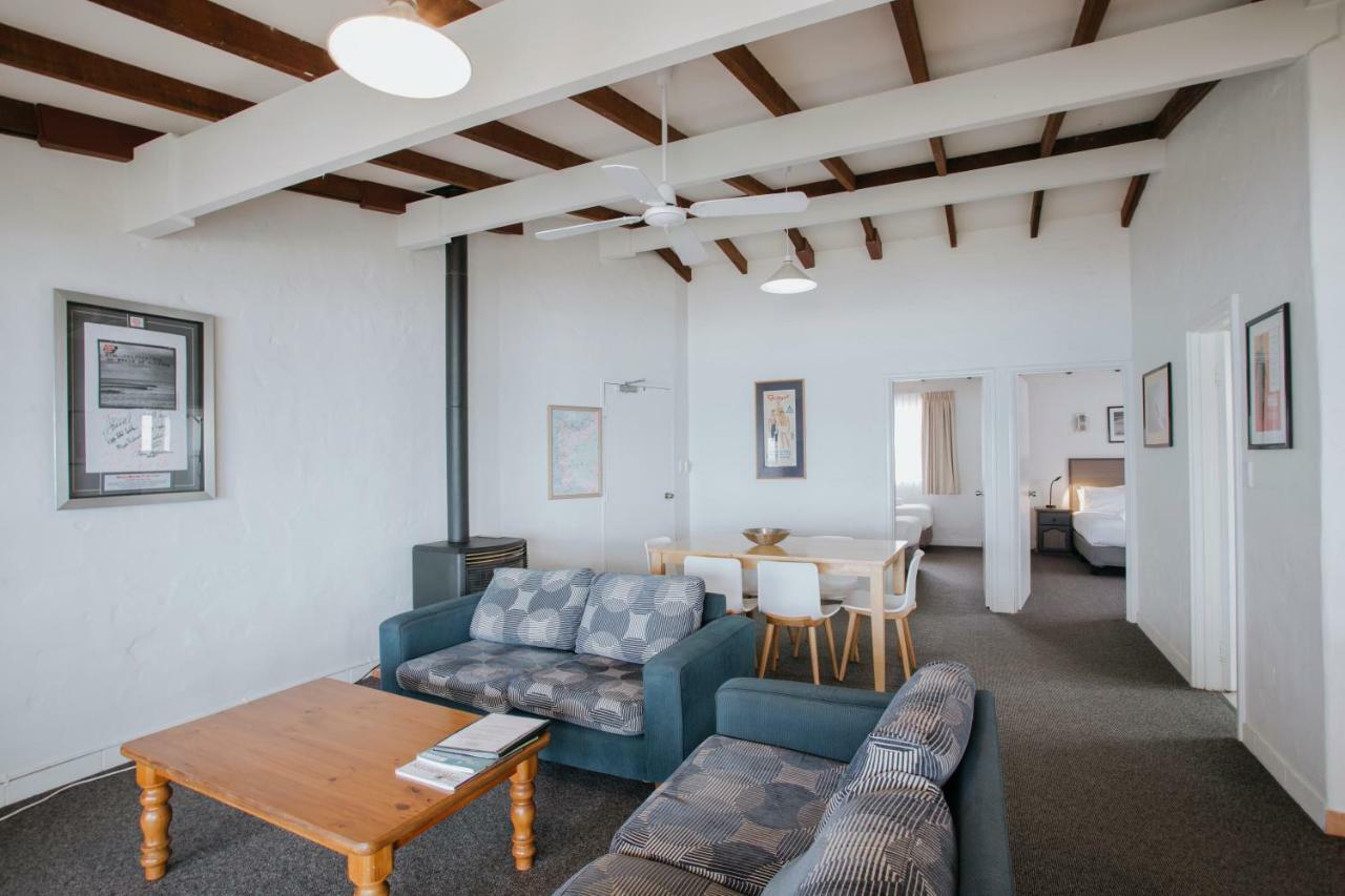 Canal Rocks Beachfront Apartments 얄링업 외부 사진
